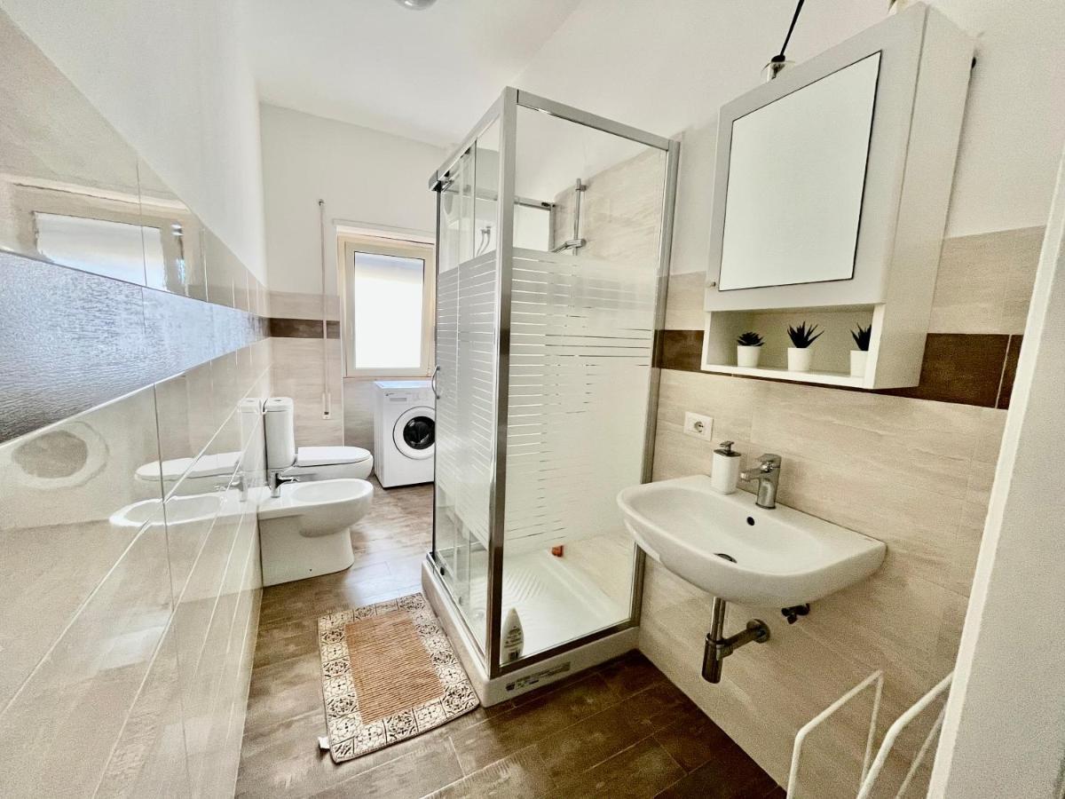 Sea View Holiday Apartment Катанія Екстер'єр фото